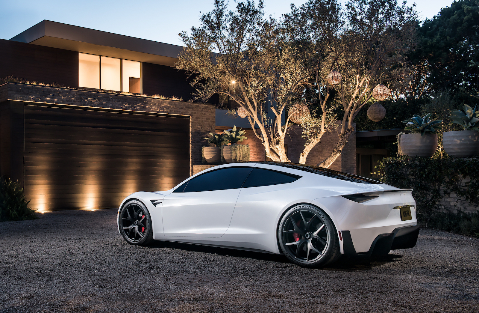 Tesla Roadster Preview Of The Electric Supercar Beyond Racing